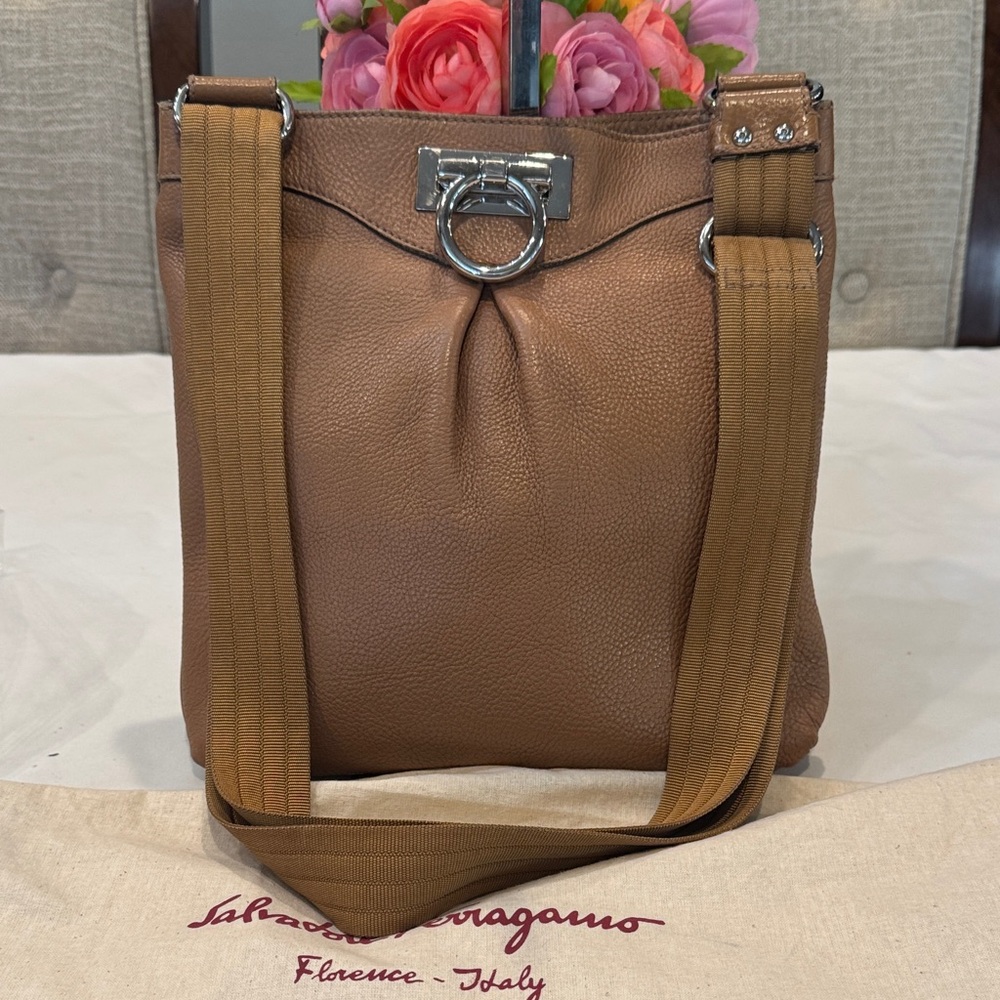 Authentic Salvatore Ferragamo Brown Leather Crossbody Bag - Picture 1 of 16